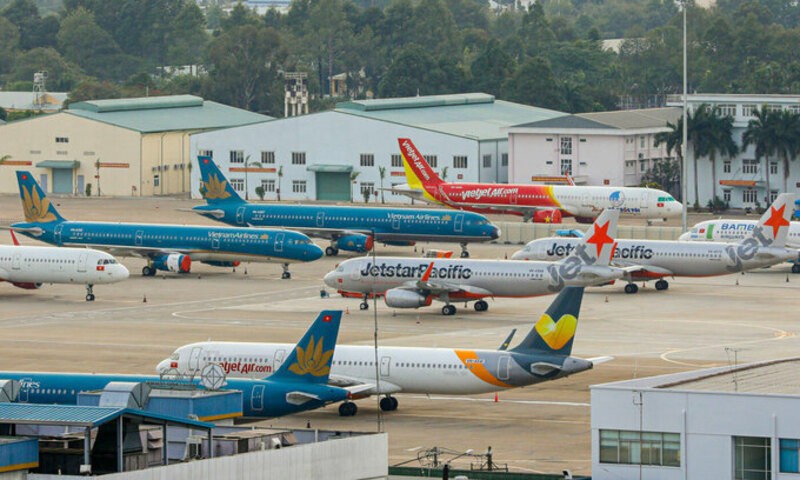 Bộ Tài chính lên tiếng về kiến nghị bỏ giá trần giá vé máy bay
