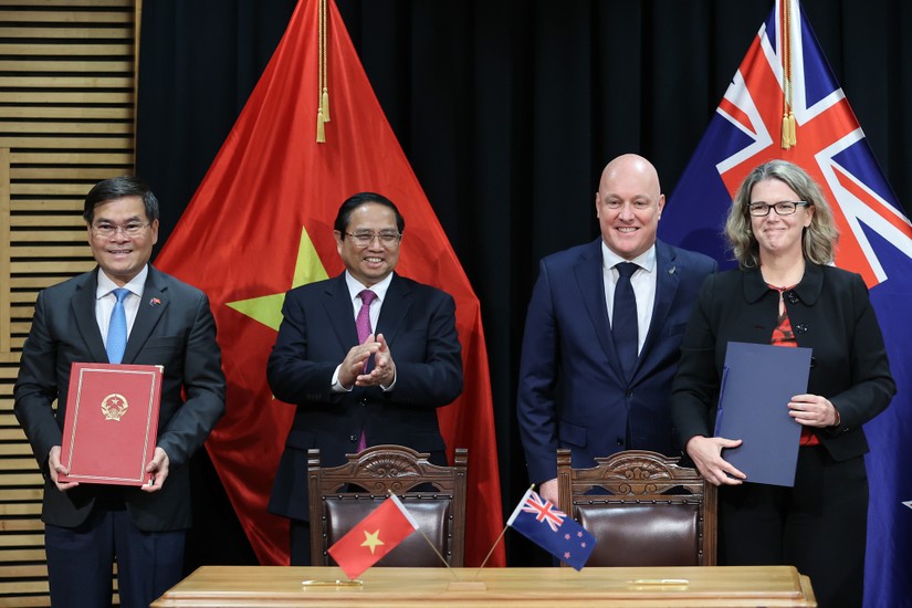 Việt Nam - New Zealand ký kết một số văn kiện hợp tác quan trọng. Ảnh: VGP