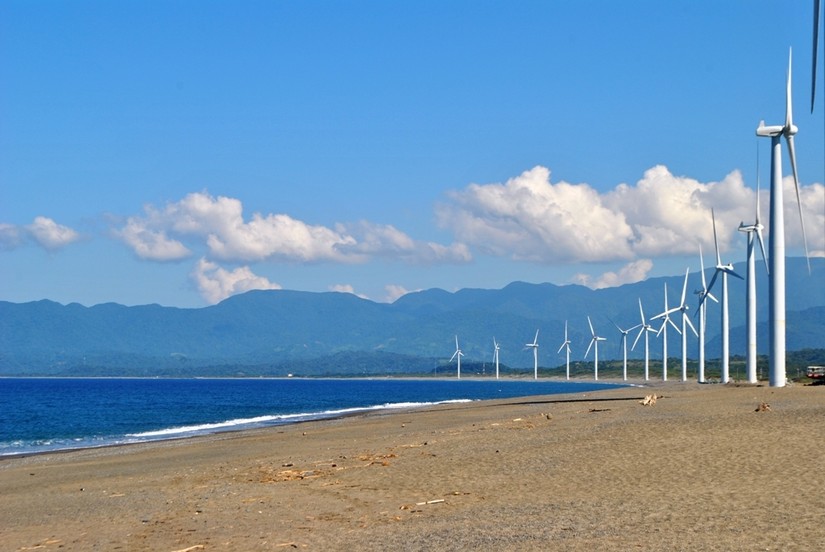 Một trang trại điện gió trên bờ tại Philippines. Ảnh: Internet