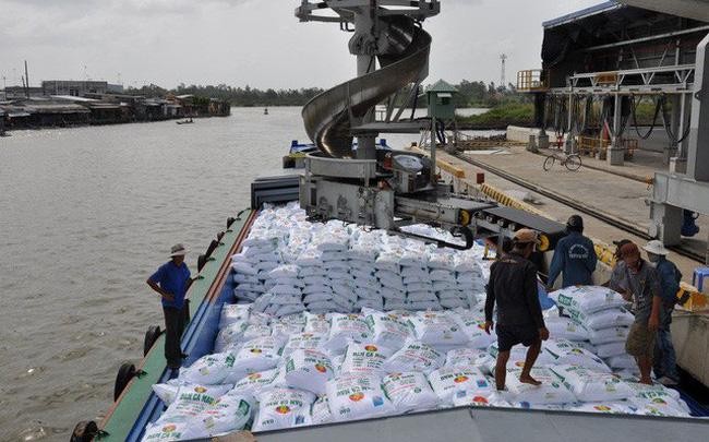 Việt Nam chi 1,15 tỷ USD nhập khẩu phân bón trong 10 tháng 