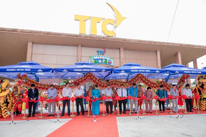 Lễ cắt băng khánh thành Công viên nước TTC Mekong Aqua Park tại thành phố Bến Tre