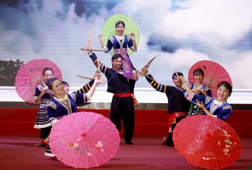 Văn nghệ truyền thống tại Lai Châu giúp tỉnh phát triển du lịch (Ảnh: Báo Lai Châu)