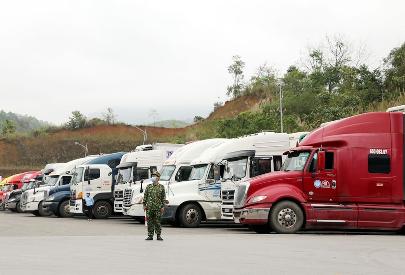 Quảng Ninh thông báo tạm ngừng tiếp nhận xe hàng hóa 