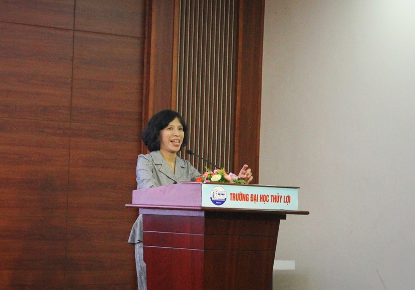 Bà Lại Việt Anh, Phó Cục trưởng Cục Thương mại điện tử và Kinh tế số (Bộ Công Thương) kiến nghị áp dụng mô hình kết nối 3 bên. 