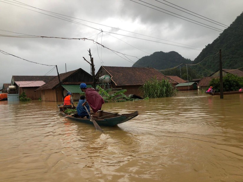 Các địa phương trong vùng ảnh hưởng cần khắc phục nhanh nhất hậu quả đợt mưa lũ vừa qua, nhất là hỗ trợ bảo đảm ổn định đời sống cho người dân. Ảnh: VGP