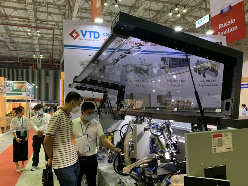 Công nghệ, thiết bị chế biến gỗ được trưng bày tại VietnamWood 2022. 