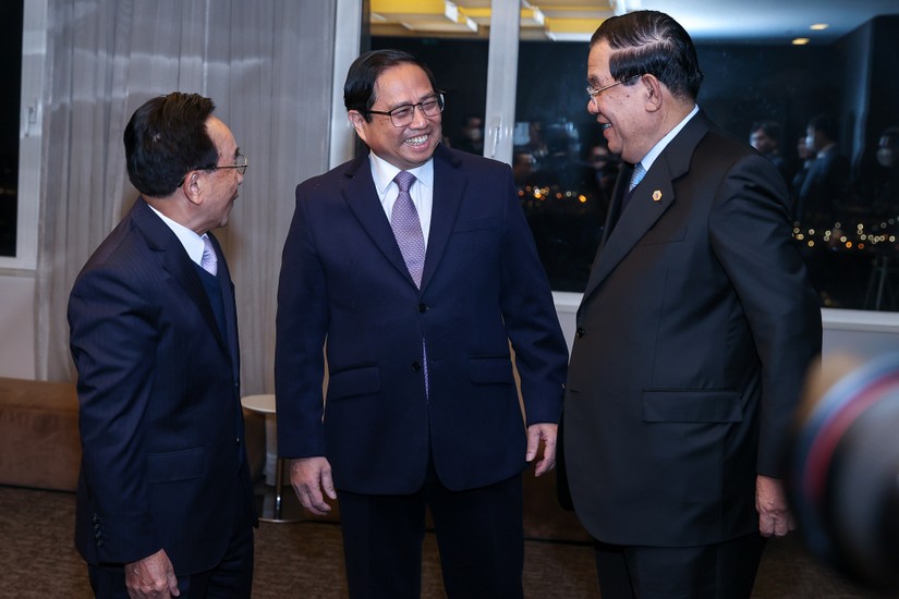 Thủ tướng Phạm Minh Chính đã có cuộc làm việc với Thủ tướng Lào Phankham Viphavanh và Thủ tướng Campuchia Samdech Techo Hun Sen. Ảnh: VGP