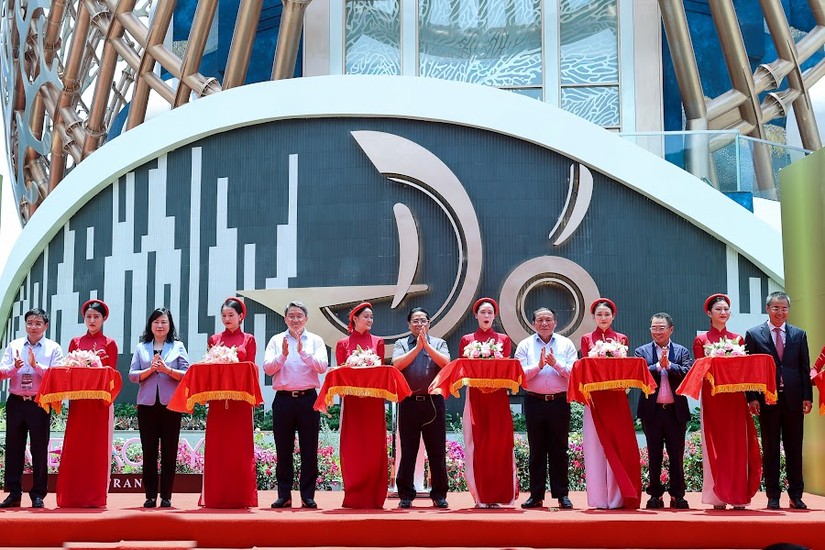 Thủ tướng Phạm Minh Chính đã dự lễ khánh thành Nhà hát Đó, một điểm nhấn mới của văn hóa, du lịch Khánh Hòa. Ảnh: VGP