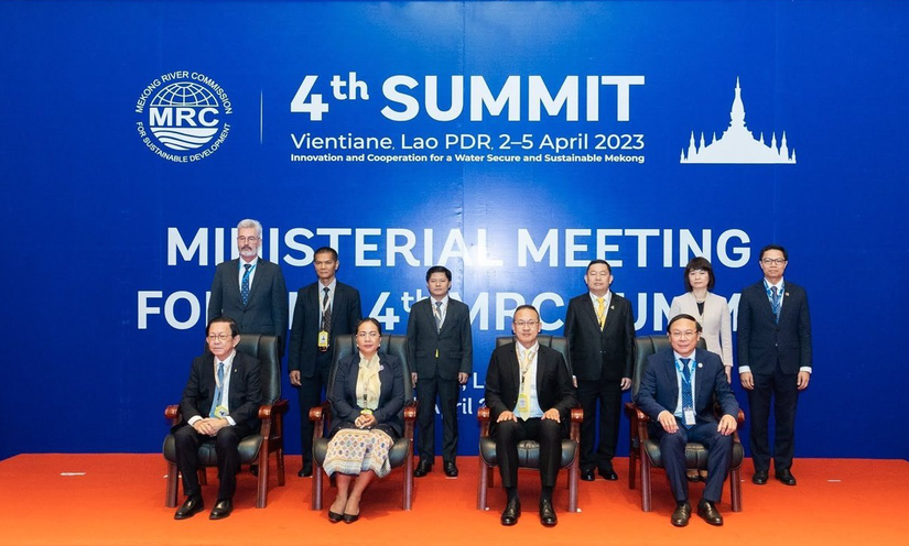 Các đại diện bộ trưởng các nước tham dự Hội nghị Bộ trưởng chuẩn bị cho Hội nghị cấp cao của Ủy hội sông Mekong quốc tế lần thứ tư. Ảnh: VGP