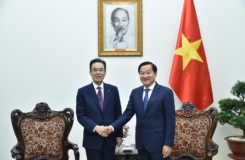 Phó Thủ tướng Chính phủ Lê Minh Khái tiếp Chủ tịch Liên đoàn Hợp tác xã Nông nghiệp quốc gia Hàn Quốc Lee Sung Hee. Ảnh: VGP