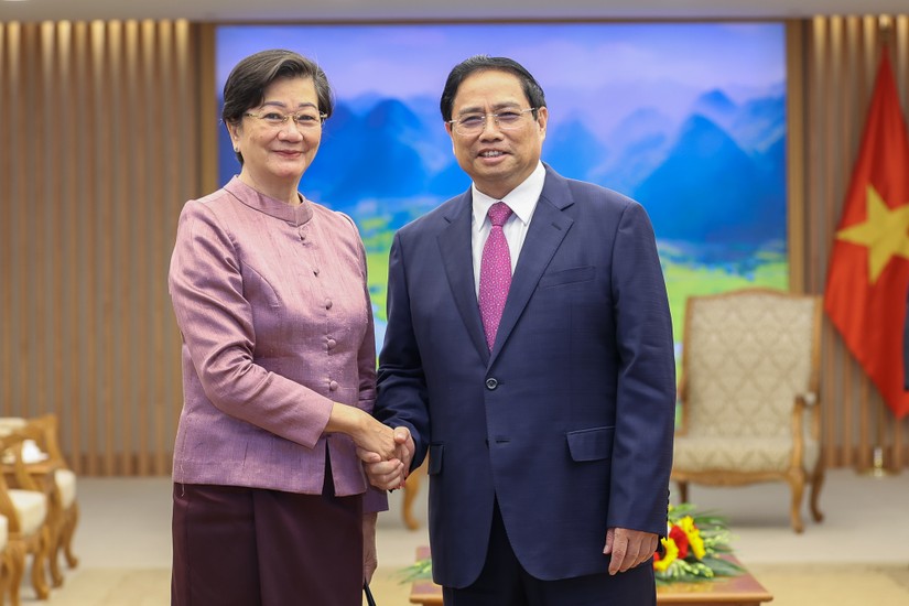 Thủ tướng Chính phủ Phạm Minh Chính tiếp Đại sứ đặc mệnh toàn quyền Vương quốc Campuchia Chea Kimtha. Ảnh: VGP