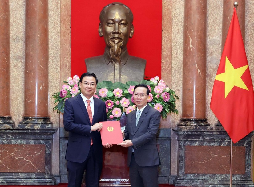 Chủ tịch nước Võ Văn Thưởng đã trao Quyết định bổ nhiệm ông Phạm Quang Hiệu làm Đại sứ Việt Nam tại Nhật Bản. Ảnh: TTXVN