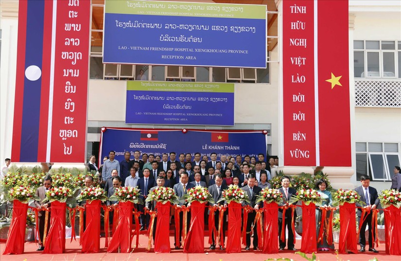 Lễ khánh thành và đưa vào sử dụng dự án Bệnh viện Hữu nghị Lào - Việt Nam tỉnh Xiangkhouang. Ảnh: TTXVN