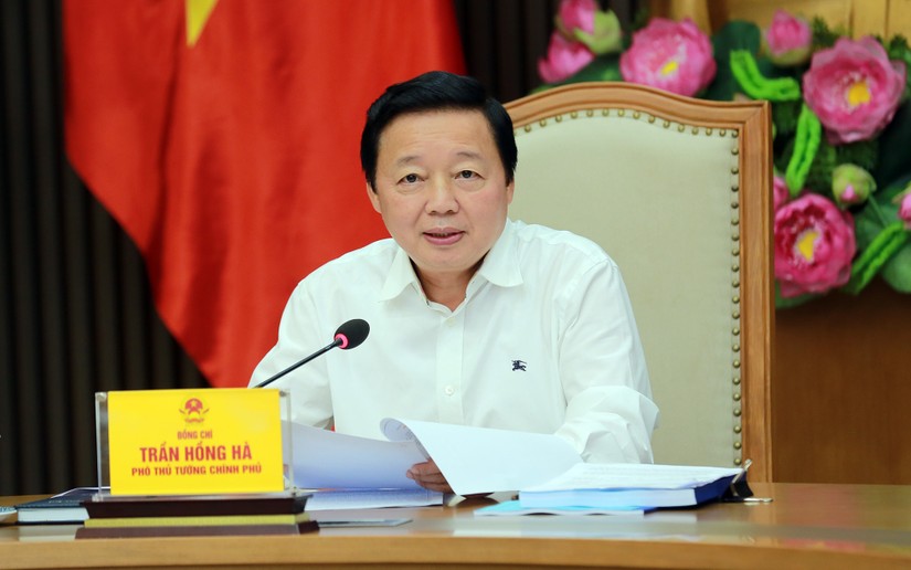 Phó Thủ tướng Trần Hồng Hà yêu cầu việc tổ chức lại bệnh viện cần đáp ứng tốt hơn yêu cầu khám, chữa bệnh của người dân. Ảnh: VGP