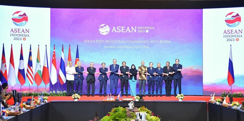 Bộ trưởng Ngoại giao Bùi Thanh Sơn và các Bộ trưởng Ngoại giao ASEAN dự Hội nghị ASEAN - Nga. Ảnh: Báo Quốc tế