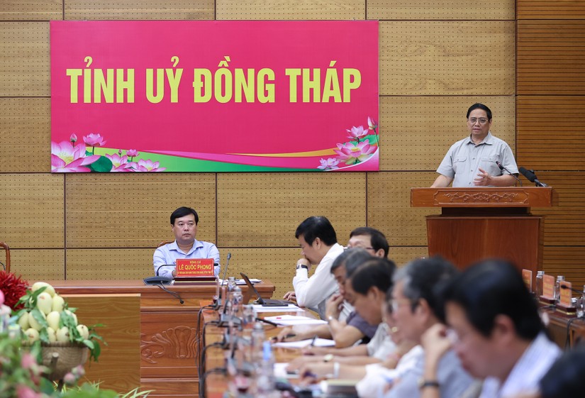 Thủ tướng Phạm Minh Chính đã làm việc với Ban Thường vụ Tỉnh ủy Đồng Tháp. Ảnh: VGP