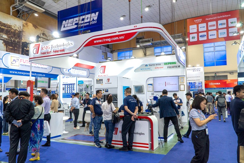 Triển lãm Điện tử quốc tế - NEPCON Việt Nam 2023 thu hút gần 300 thương hiệu công nghệ & máy móc, thiết bị trong lĩnh vực điện tử. 