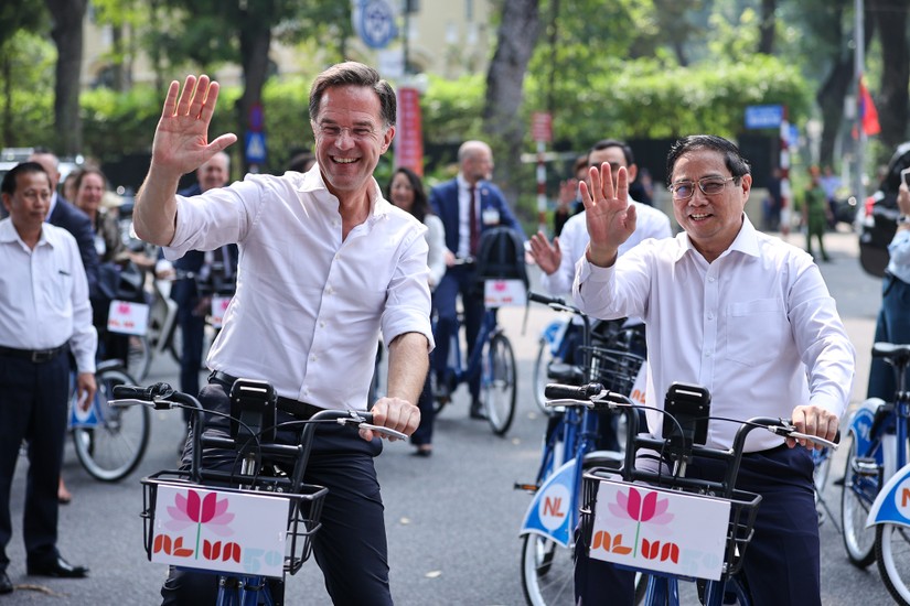 Thủ tướng Phạm Minh Chính và Thủ tướng Hà Lan Mark Rutte. Ảnh: VGP