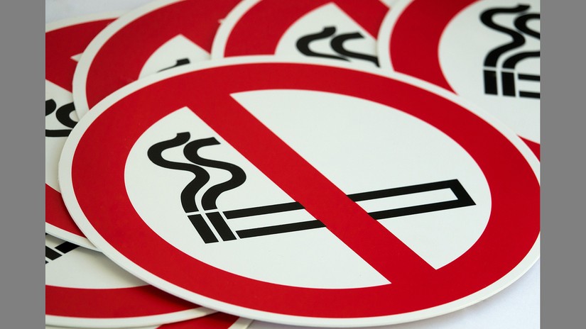 Nếu dự luật thông qua, những người Malaysia sinh sau năm 2005 sẽ không được phép hút thuốc lá. Ảnh: Harakahdaily