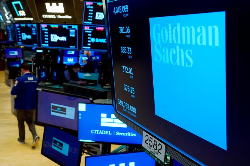 Goldman Sachs là ngân hàng lớn đầu tiên của phương Tây rời khỏi Nga. Ảnh: AP