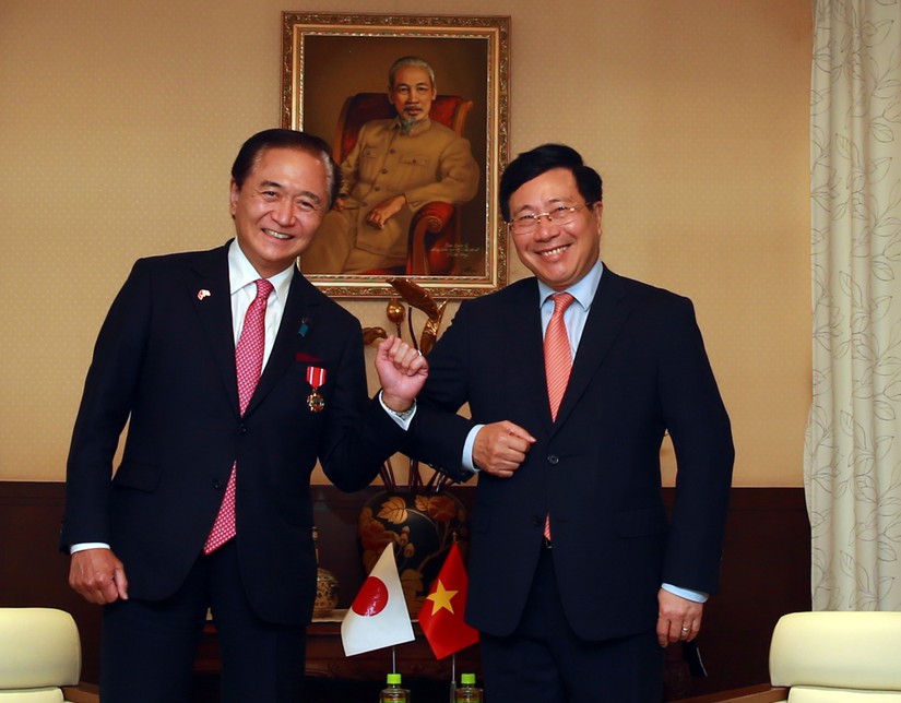 Phó Thủ tướng Thường trực Phạm Bình Minh tiếp Thống đốc tỉnh Kanagawa Kuroiwa Yuji. Ảnh: VGP