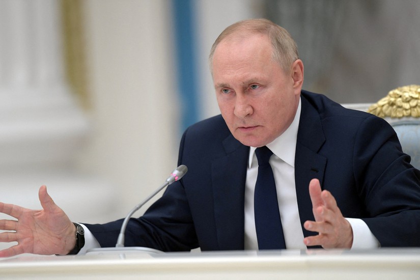 Tổng thống Nga Vladimir Putin trong bài phát biểu ngày 7/7. Ảnh: Reuters