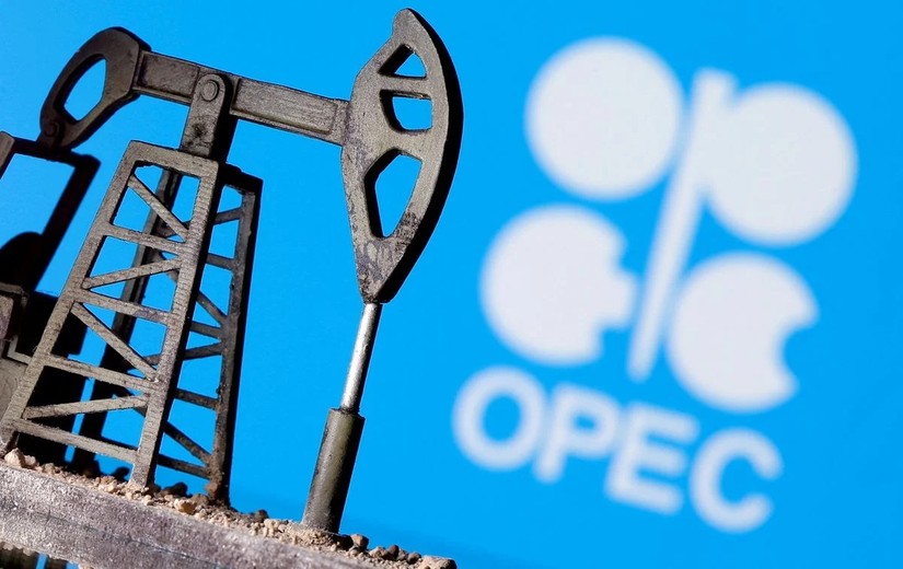 OPEC khẳng định tổ chức này không cạnh tranh dầu mỏ với Nga. Ảnh: Reuters