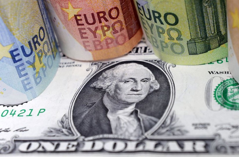 Ngày 22/8, đồng Euro có thời điểm đã giảm xuống mức thấp nhất là 0,9935 USD. Ảnh: Reuters