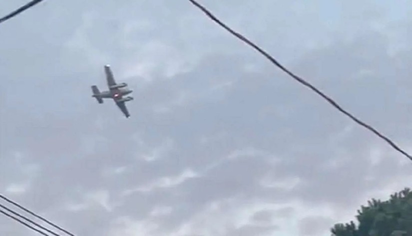 Phi công lái chiếc máy bay Beechcraft King Air 90 hơn 5 tiếng và đe dọa đâm vào Walmart. Ảnh: NYP