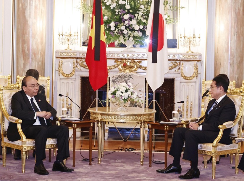 Chủ tịch nước Nguyễn Xuân Phúc hội đàm với Thủ tướng Nhật Bản Kishida Fumio, ngày 26/9. Ảnh: TTXVN