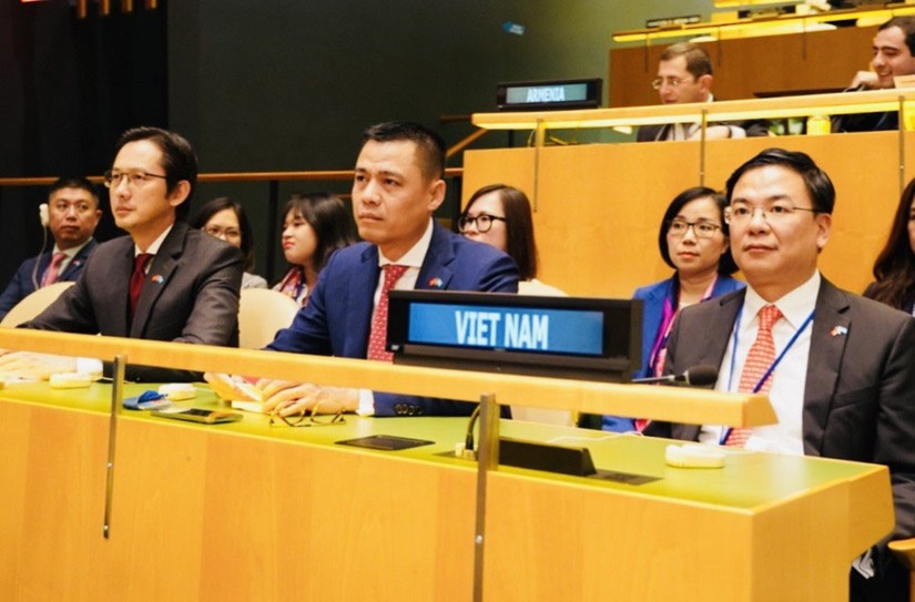 Đoàn Việt Nam tham dự phiên họp bỏ phiếu và công bố kết quả thành viên Hội đồng Nhân quyền Liên Hợp Quốc nhiệm kỳ 2023-2025. Ảnh: Phái đoàn Việt Nam tại Liên Hợp Quốc