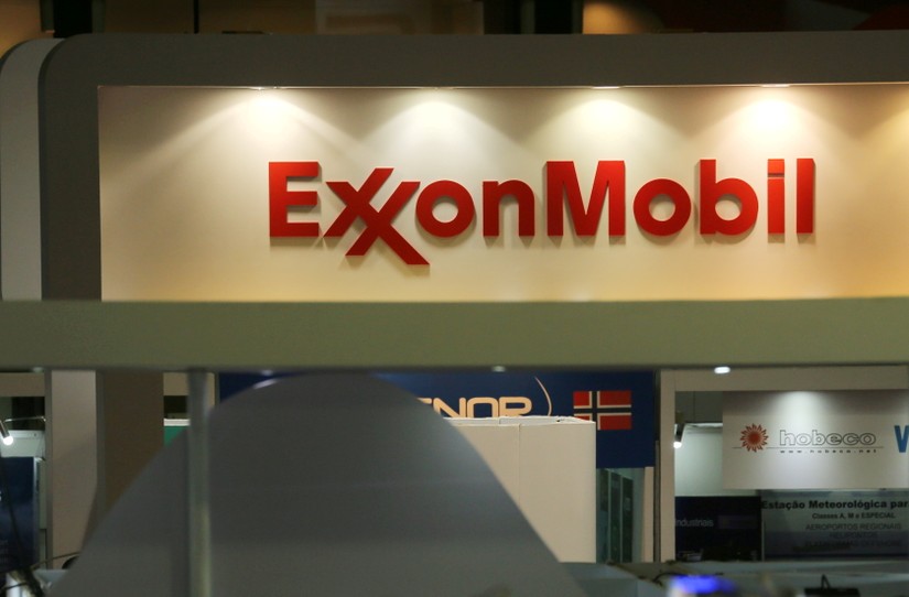 Exxon Mobil cho biết đã "rời khỏi Nga một cách an toàn" sau khi Moscow hồi đầu tháng "đơn phương chấm dứt" lợi ích của hãng trong dự án dầu khí Sakhalin-1. Ảnh: Reuters