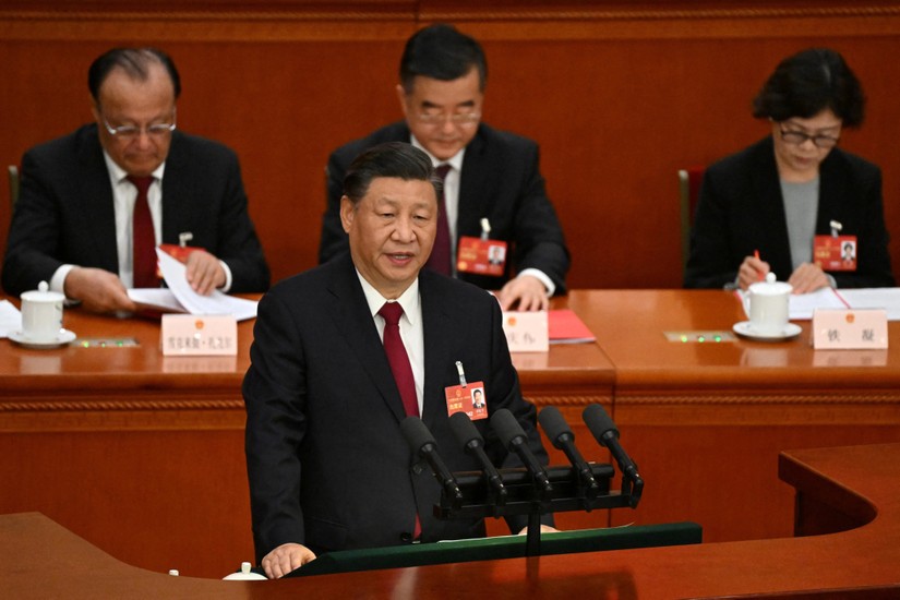 Chủ tịch Trung Quốc Tập Cận Bình phát biểu trong phiên bế mạc của Đại hội đại biểu nhân dân toàn quốc tại Đại lễ đường nhân dân, Bắc Kinh, ngày 13/3. Ảnh: Reuters