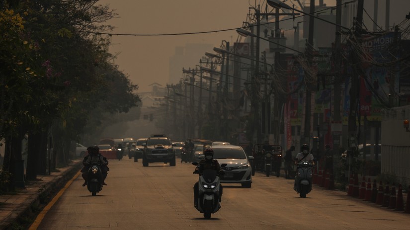 Thành phố Chiang Mai, miền bắc Thái Lan bị bao phủ trong làn khói mù ô nhiễm, ngày 9/4. Ảnh: Nikkei Asia