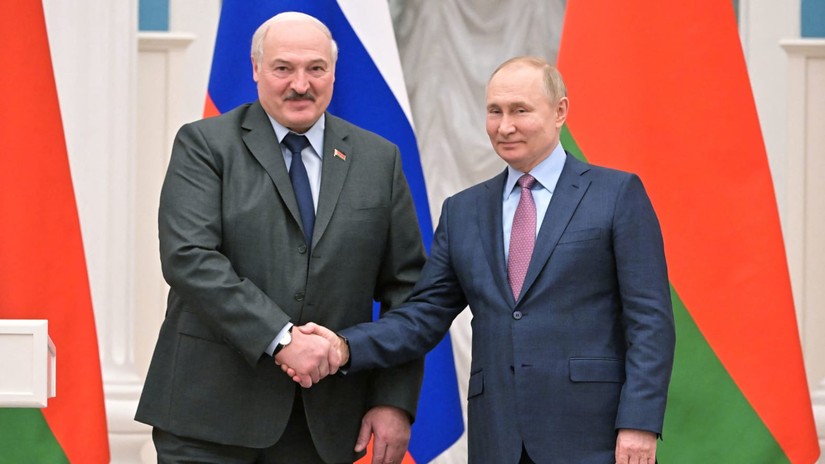 Tổng thống Belarus Alexander Lukashenko và Tổng thống Nga Vladimir Putin. Ảnh: Sputnik