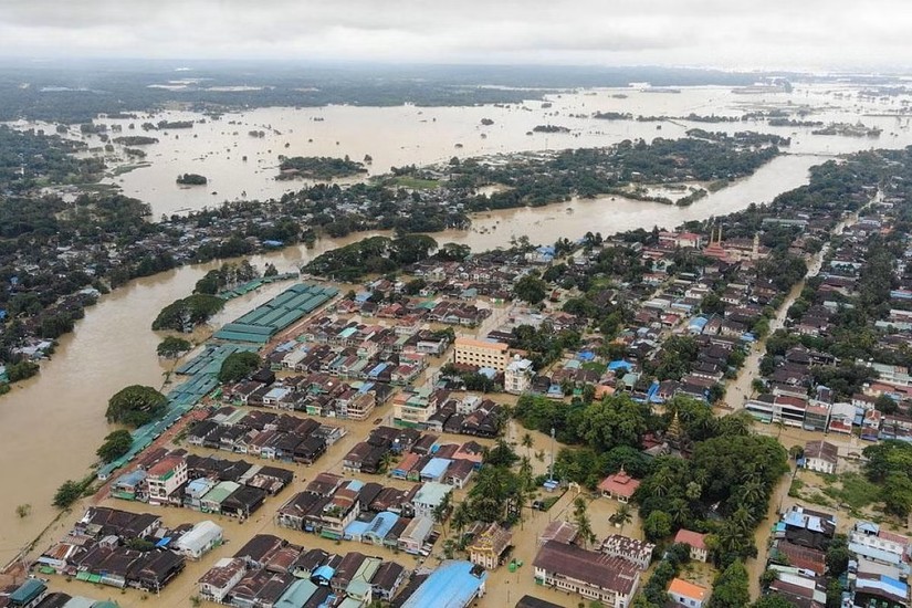 Cảnh lũ lụt tại khu vực Bago, Myanmar chụp từ trên cao. Ảnh: AFP