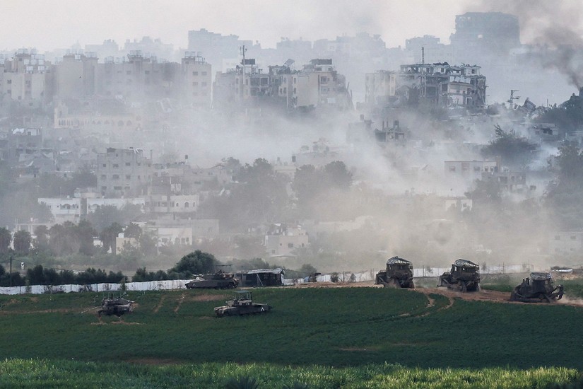 Xe tăng Israel tại Dải Gaza ngày 29/10. Ảnh: Reuters