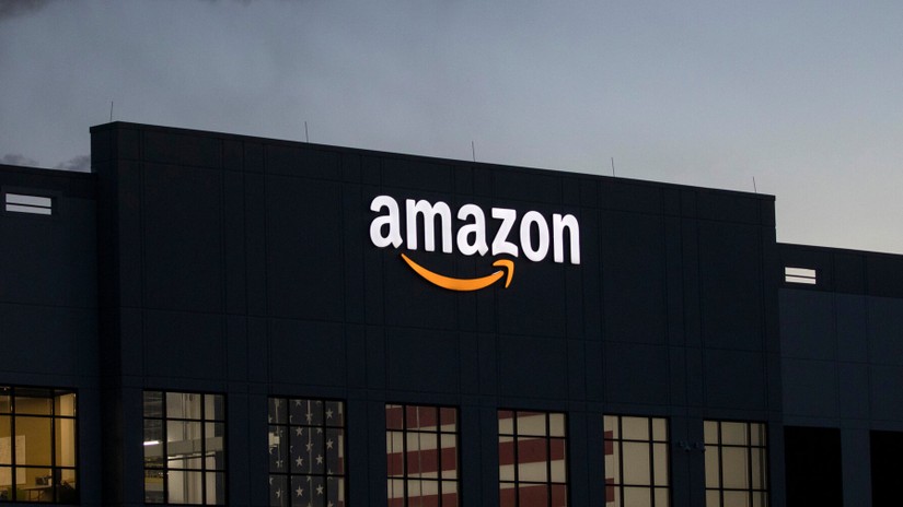 Amazon là công ty đầu tiên mất 1.000 tỷ USD vốn hóa chỉ sau 1 năm