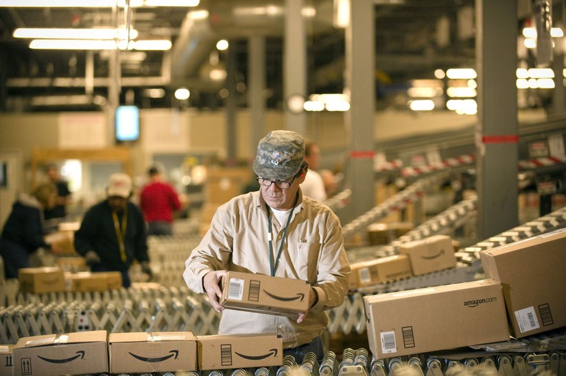 Amazon vừa lên kế hoạch sa thải 18.000 nhân sự.