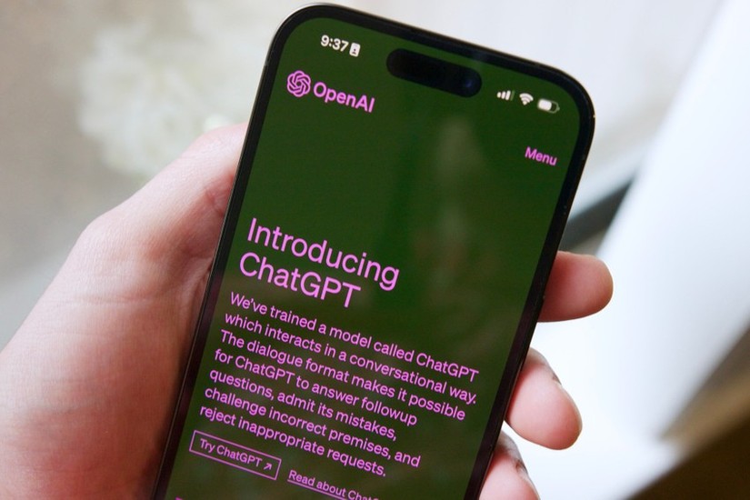 OpenAI ra mắt ứng dụng ChatGPT miễn phí trên iPhone, iPad
