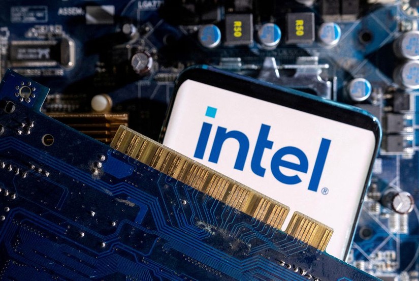 Hàng tỷ máy tính Intel có nguy cơ bị đánh cắp dữ liệu 