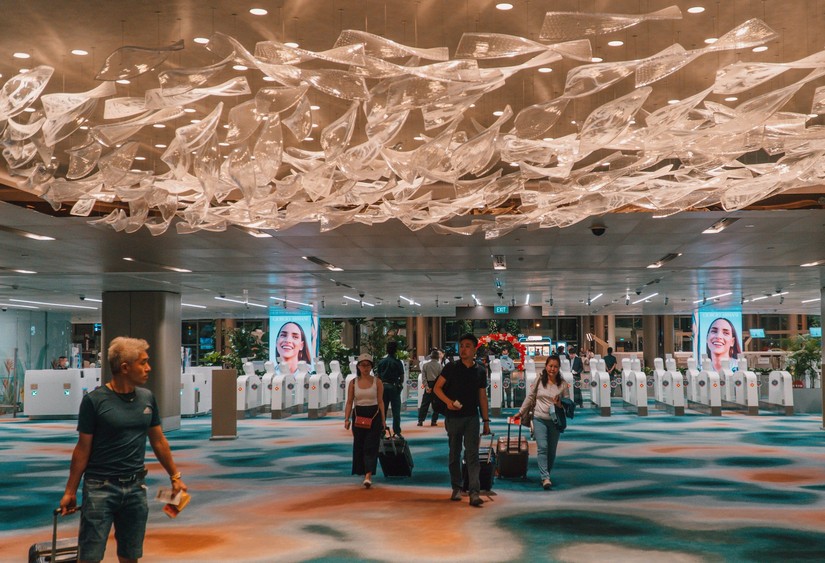 Khám phá nhà ga T2 sân bay Changi Singapore vừa được nâng cấp