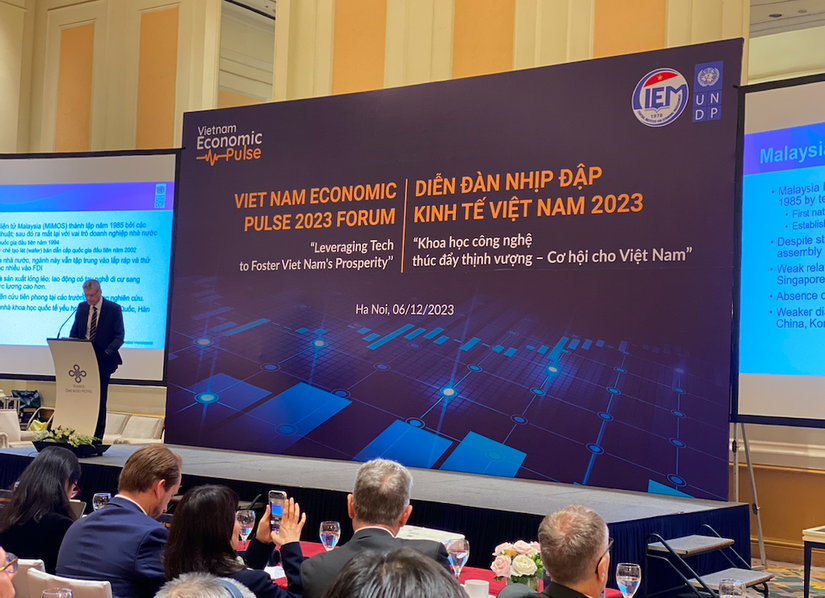 Diễn đàn Nhịp đập kinh tế Việt Nam 2023 với chủ đề "Khoa học công nghệ thúc đẩy thịnh vượng - Cơ hội cho Việt Nam". Ảnh: Hà Anh.