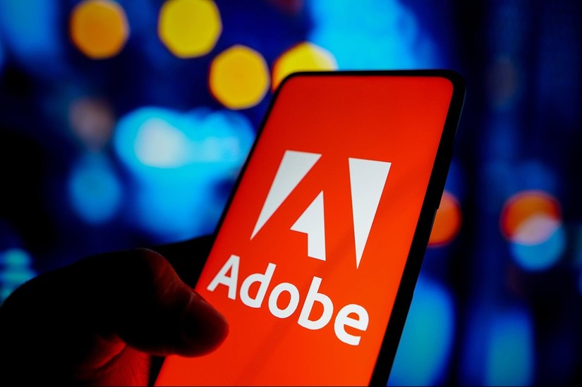 Adobe ra mắt trợ lý AI 'trò chuyện' với file PDF