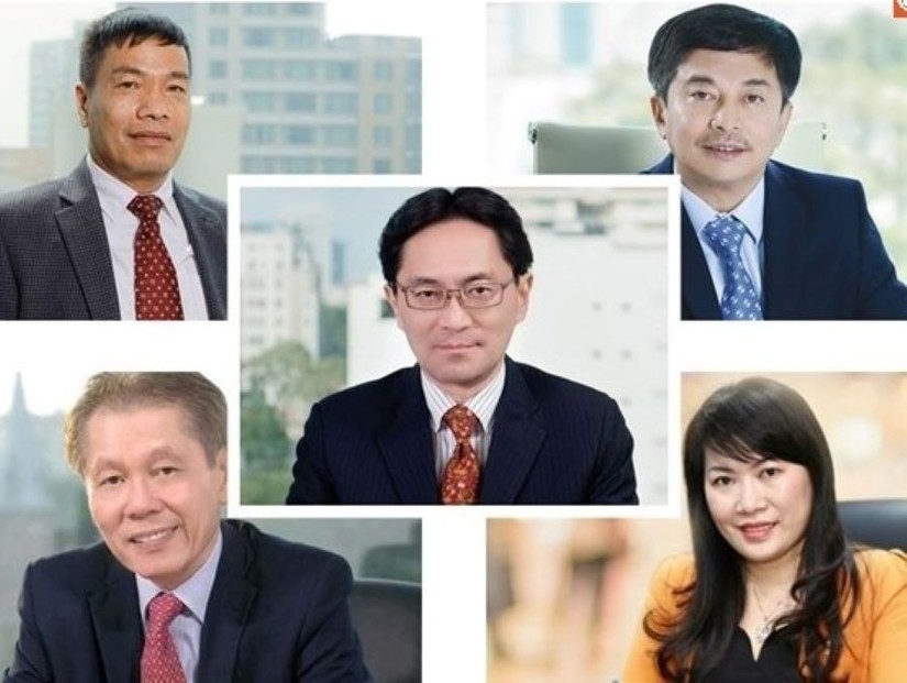 5 đời Chủ tịch Eximbank từ 2019 đến nay: Ông Yasuhiro Saitoh (giữa), từ trái qua là các ông bà Cao Xuân Ninh, Nguyễn Quang Thông, Lê Minh Quốc và Lương Thị Cẩm Tú.