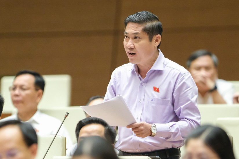 Đại biểu Phan Thái Bình – Đoàn ĐBQH tỉnh Quảng Nam. Ảnh: Cổng thông tin điện tử Quốc hội