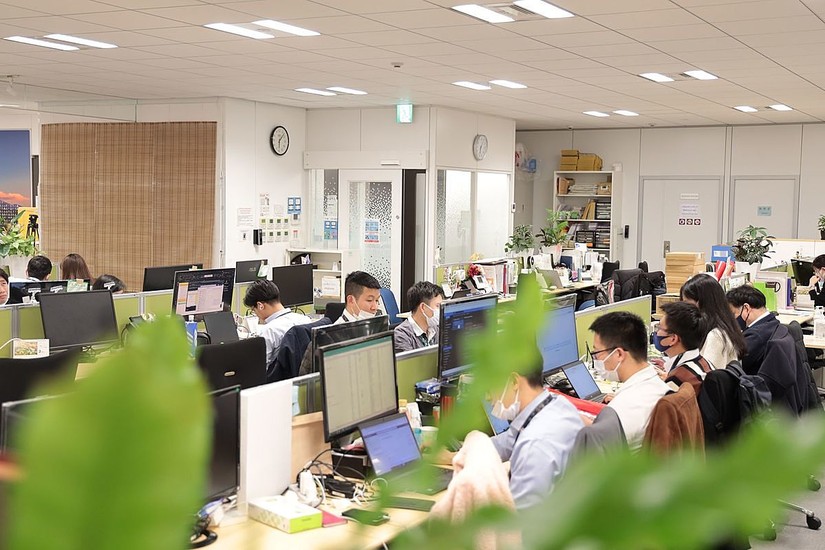Cán bộ nhân viên FPT Japan tại văn phòng ở Tokyo.