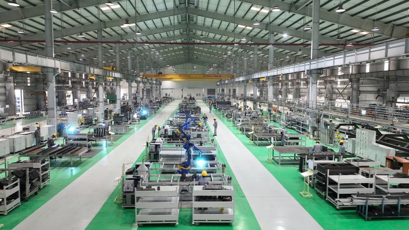 Dây chuyền sản xuất tự động thiết bị chuyên dụng trong nhà máy của Thaco. Ảnh: Thaco