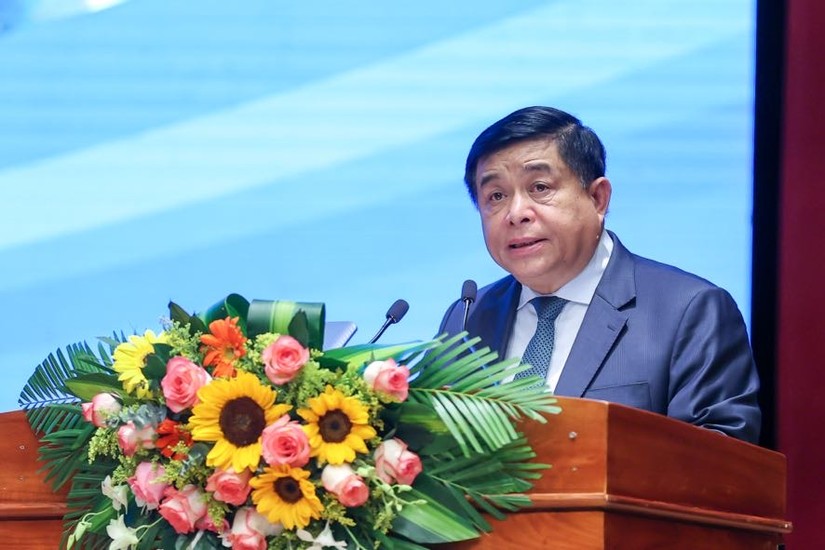 Bộ trưởng Nguyễn Chí Dũng phát biểu tại hội nghị.