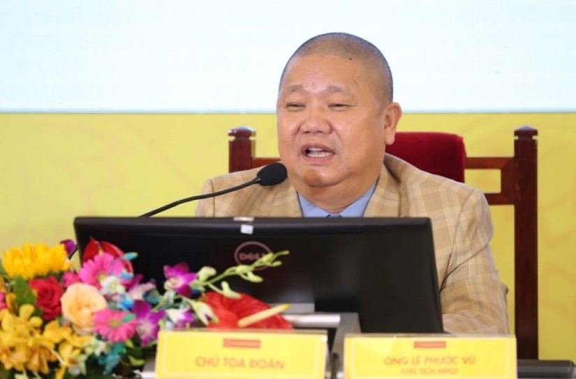 Chủ tịch Hoa Sen Lê Phước Vũ.